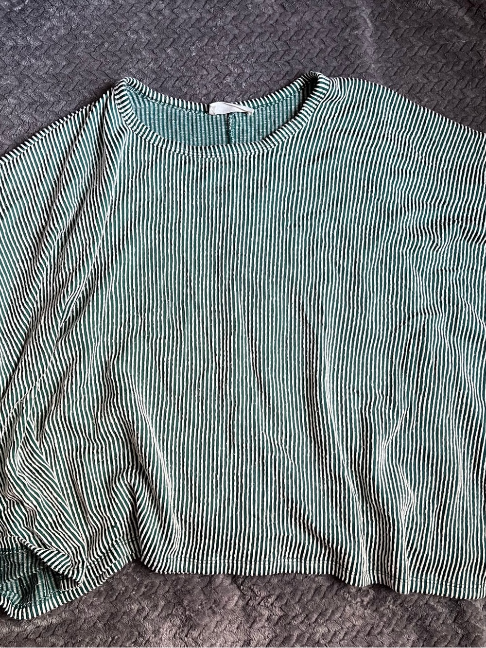 Zenana Outfitters Green and White Striped Short Sleeve Tee